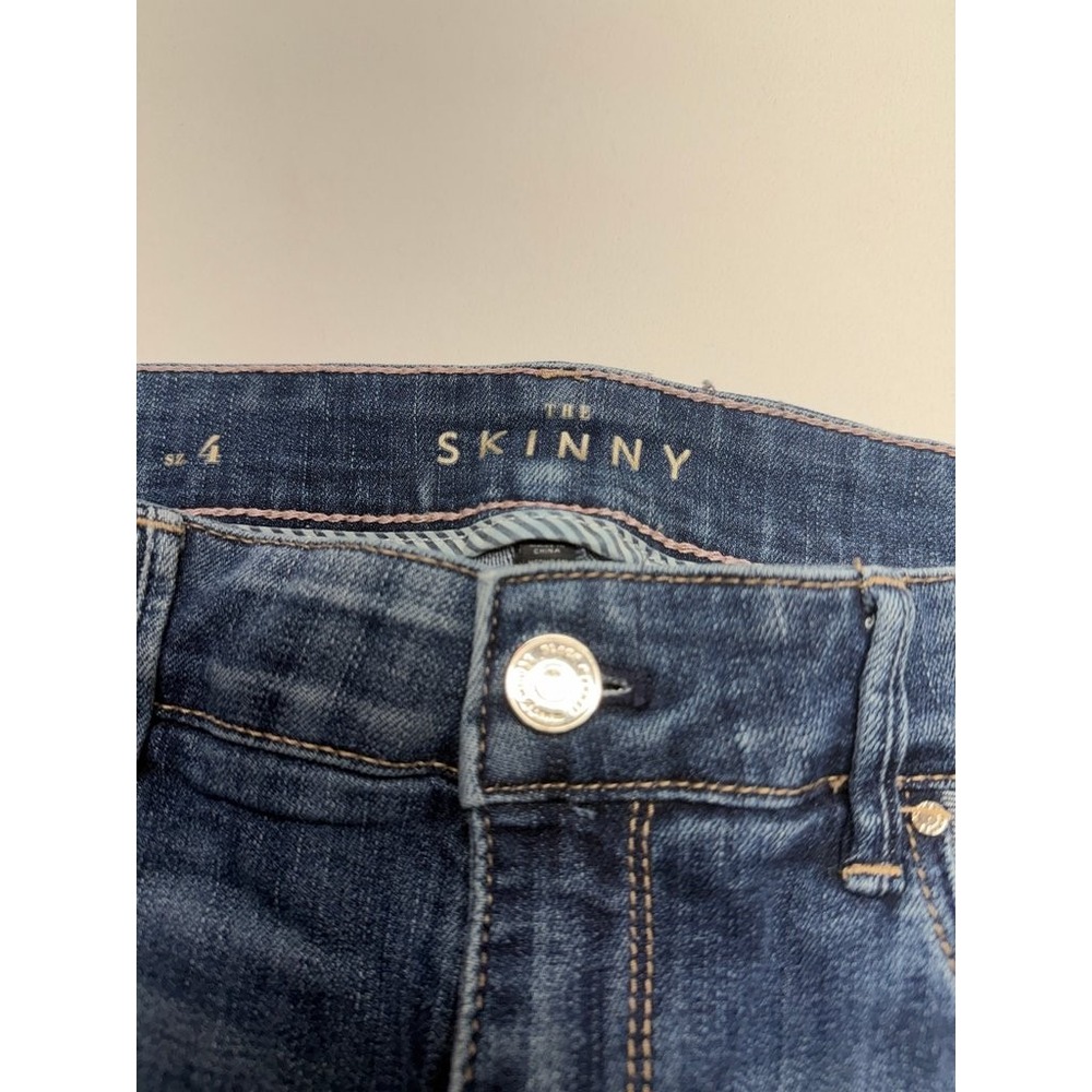 White House Black Market The Skinny Distressed Blue Jeans Size 4 - Picture 3 of 9